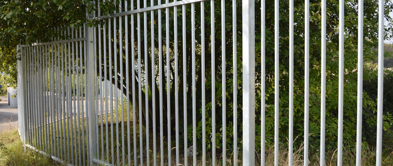 Guardsman vertical bar fencing