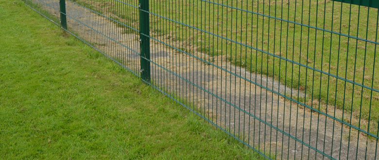 Pararail mesh sports fencing