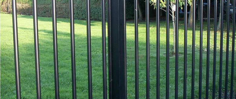 vertical bar security fencing